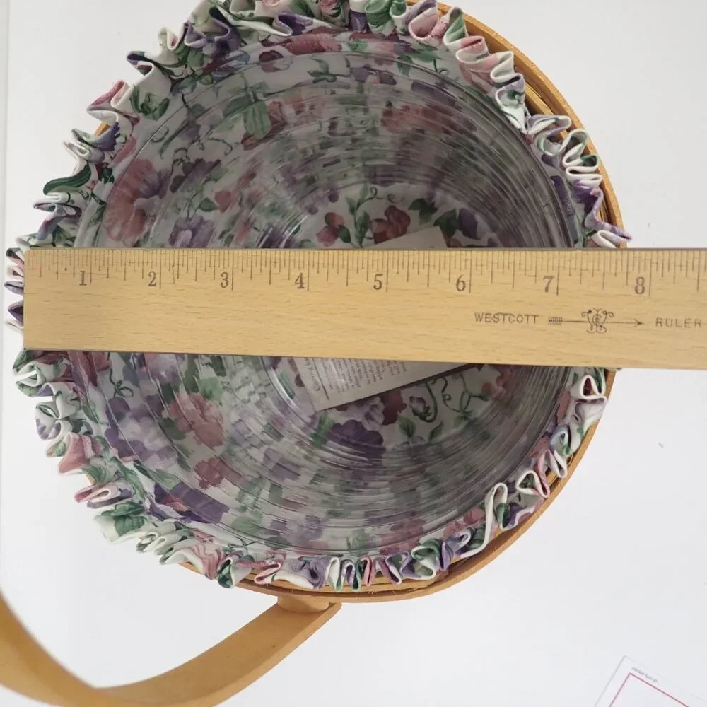 Vintage May Series Longaberger Sweet Pea basket